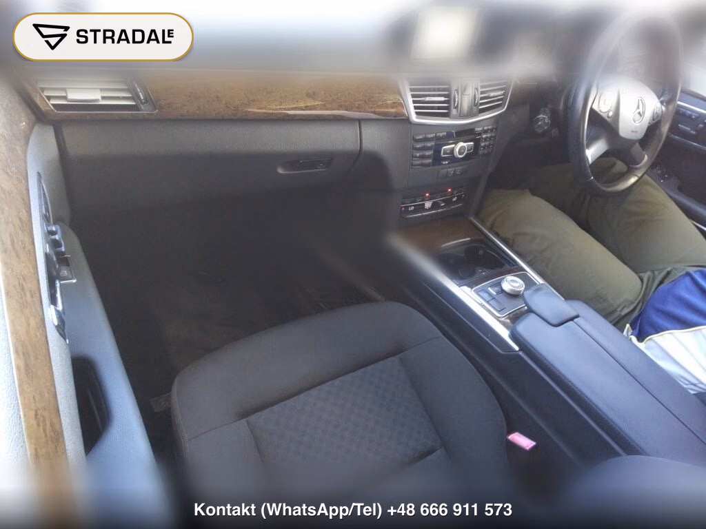 MERCEDES BENZ E-CLASS STATIONWAGON E250CGI BULLEFFICIENCY STATIONWAGON 125, miniaturka 4