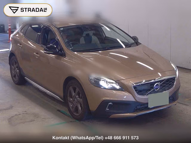 VOLVO V40 4WD CROSS COUNTRY T5 AWD 2014, samochód z aukcji Japonii