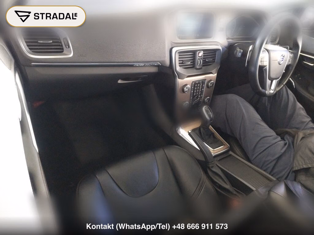 VOLVO V40 4WD CROSS COUNTRY T5 AWD SE, miniaturka 4