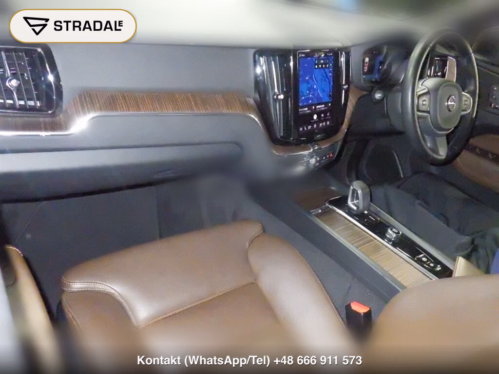 VOLVO XC60 4WD B5 AWD MOMENTUM, miniaturka 4
