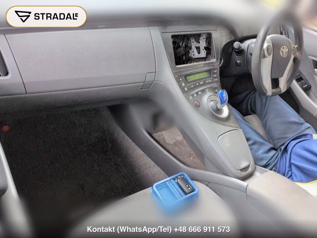 TOYOTA PRIUS 5D S, miniaturka 4