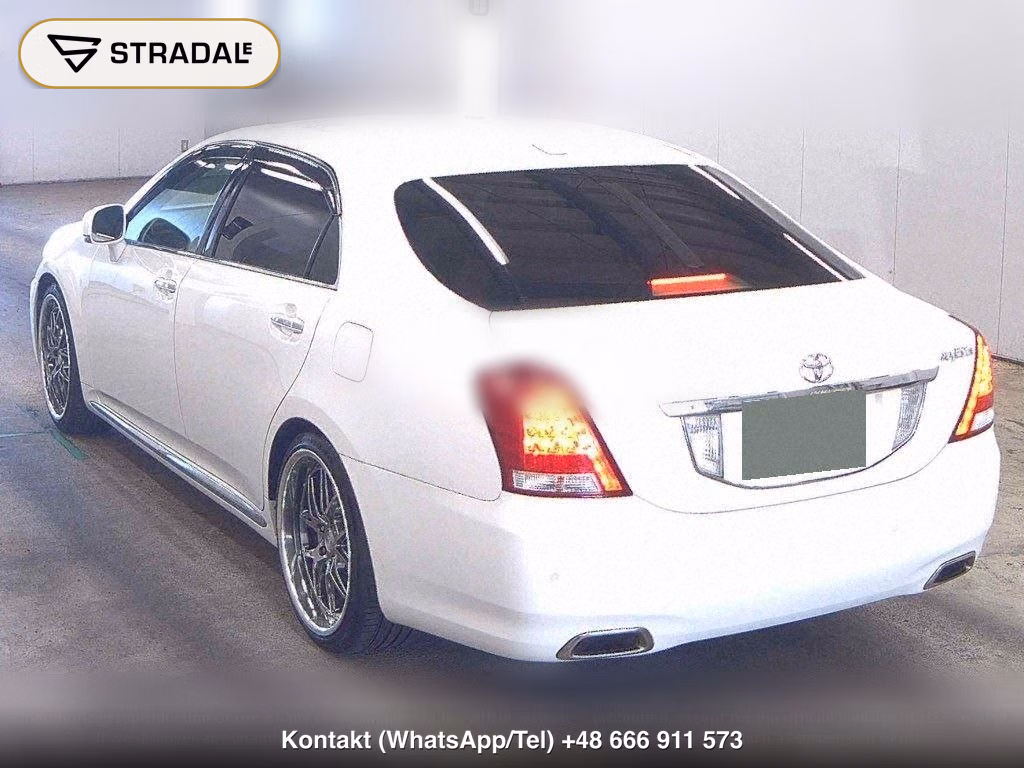 TOYOTA CROWN MAJESTA 4D C TYPE, miniaturka 3