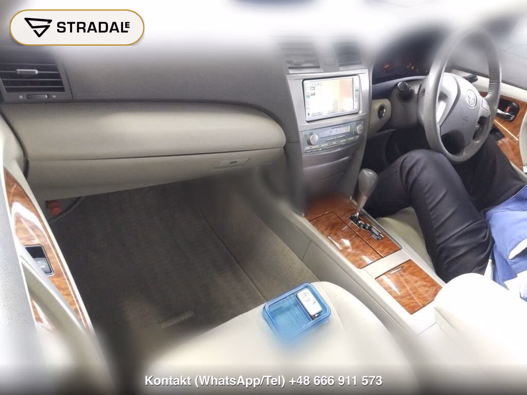 TOYOTA CAMRY 4D G, miniaturka 4
