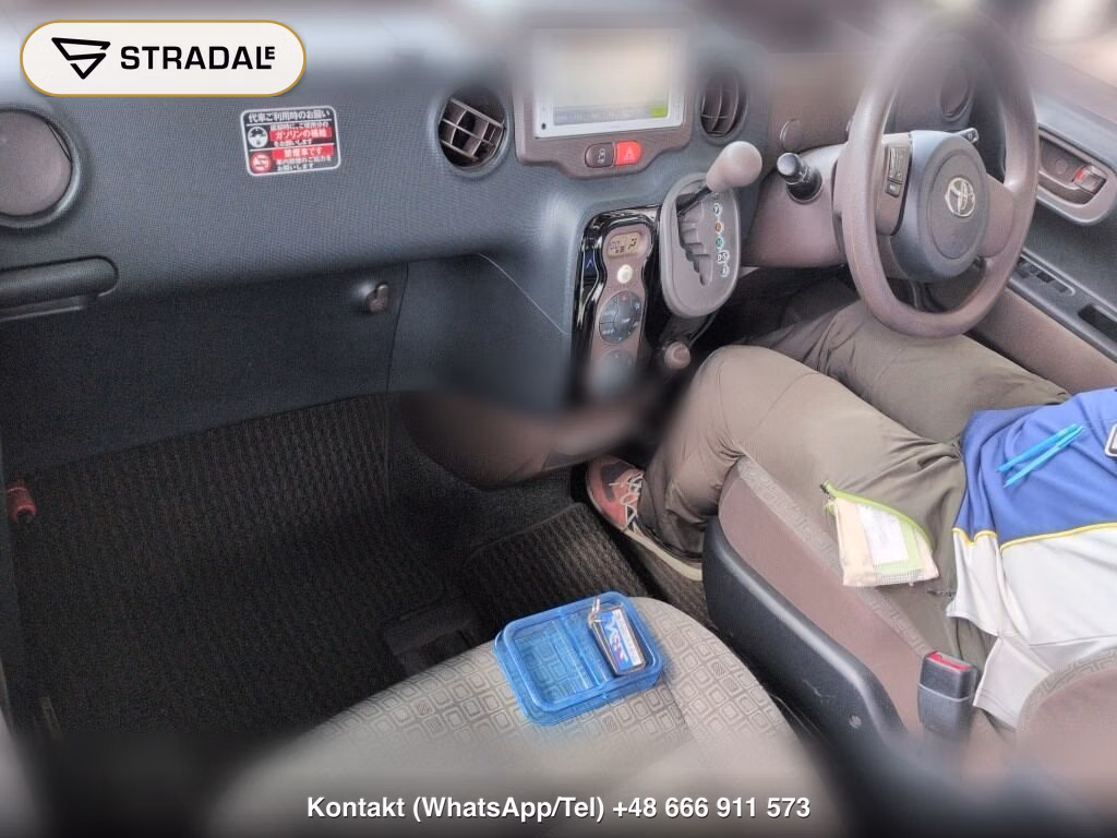 TOYOTA PORTE 4D X, miniaturka 4