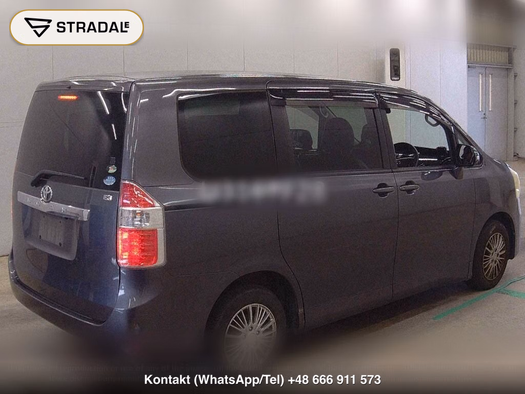 TOYOTA NOAH X, miniaturka 6