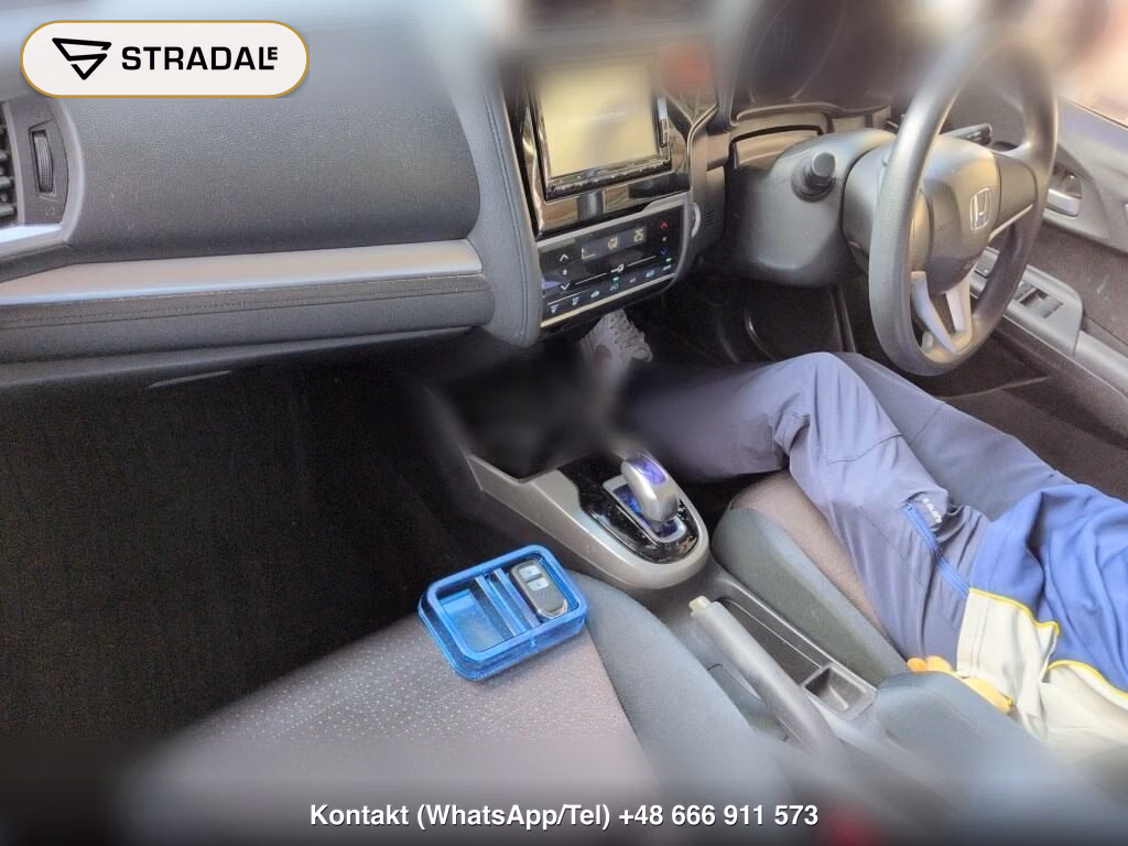 HONDA FIT HYBRID F PACKAGE, miniaturka 4