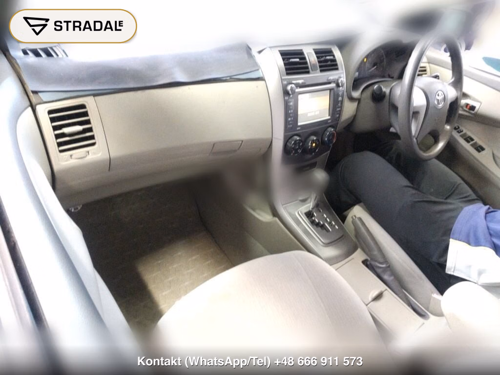 TOYOTA COROLLA AXIO X, miniaturka 4