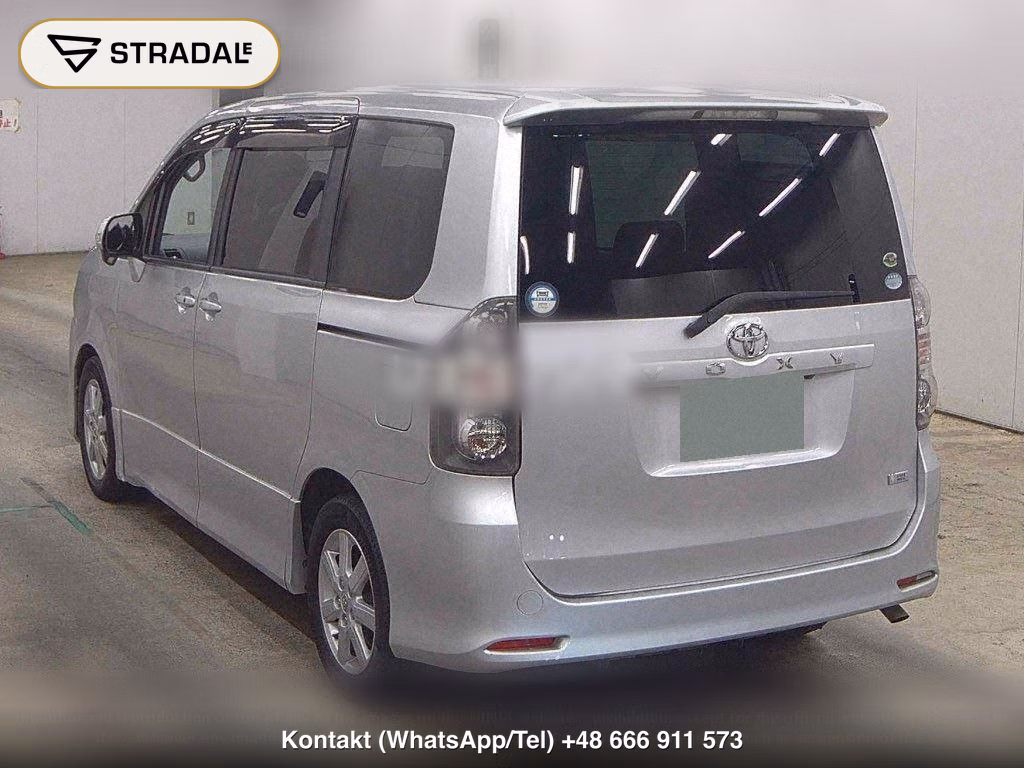 TOYOTA VOXY ZS, miniaturka 3