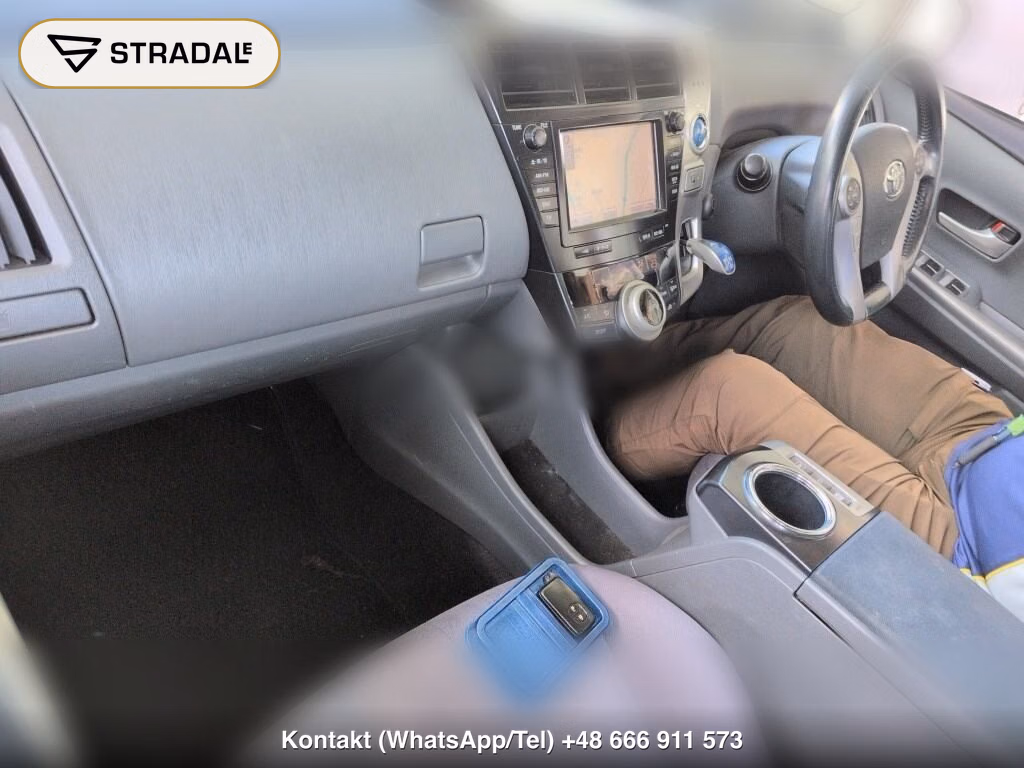 TOYOTA PRIUS ALPHA G, miniaturka 4