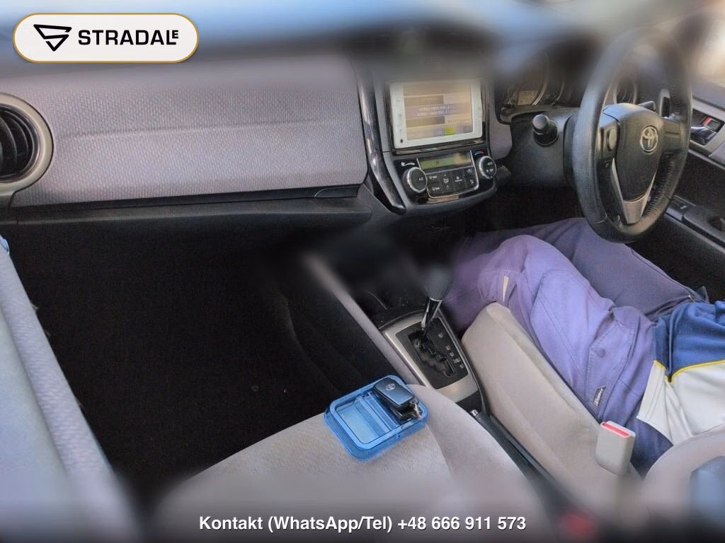 TOYOTA COROLLA AXIO 1.3X G EDITION, miniaturka 4
