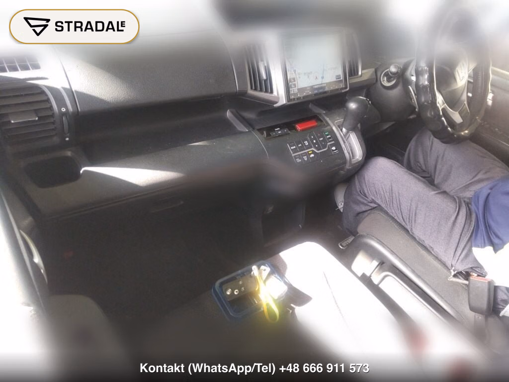 HONDA STEPWAGON SPADA Z, miniaturka 4