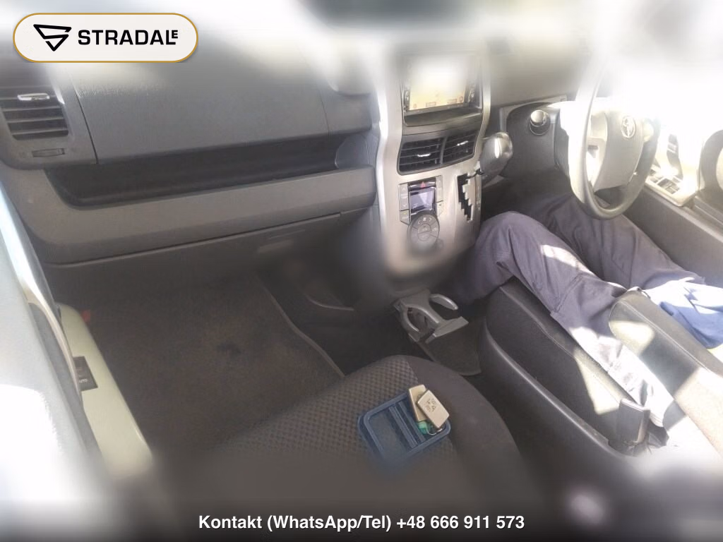 TOYOTA NOAH S, miniaturka 4