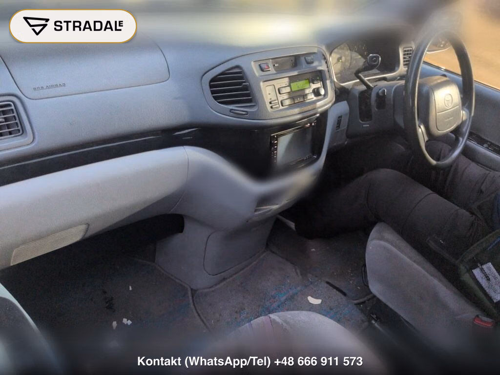 TOYOTA HIACE REGIUS 4D 4WD, miniaturka 4