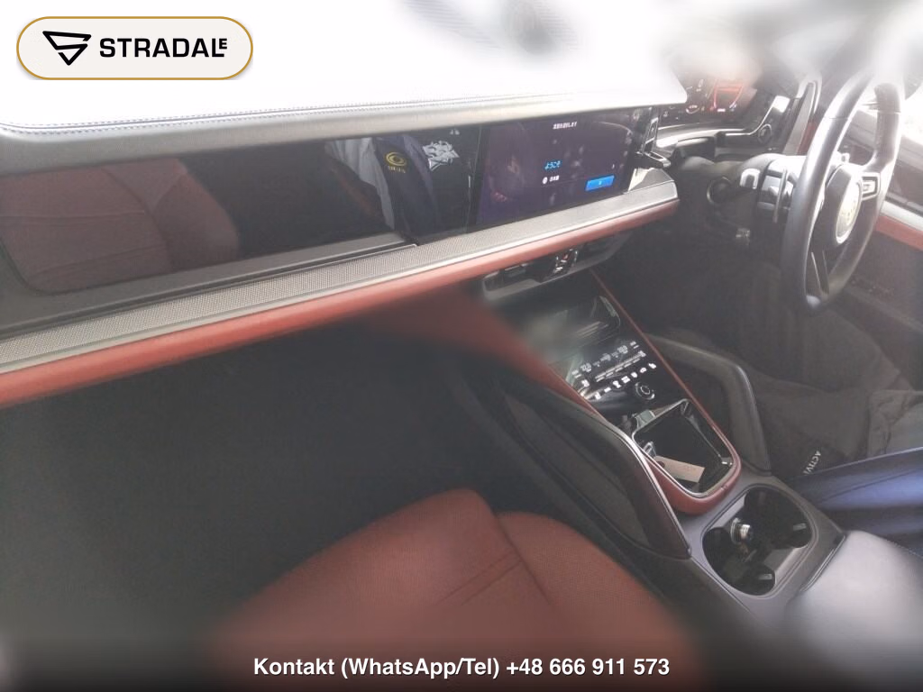 PORSCHE CAYENNE 4WD BASE GRADE, miniaturka 4
