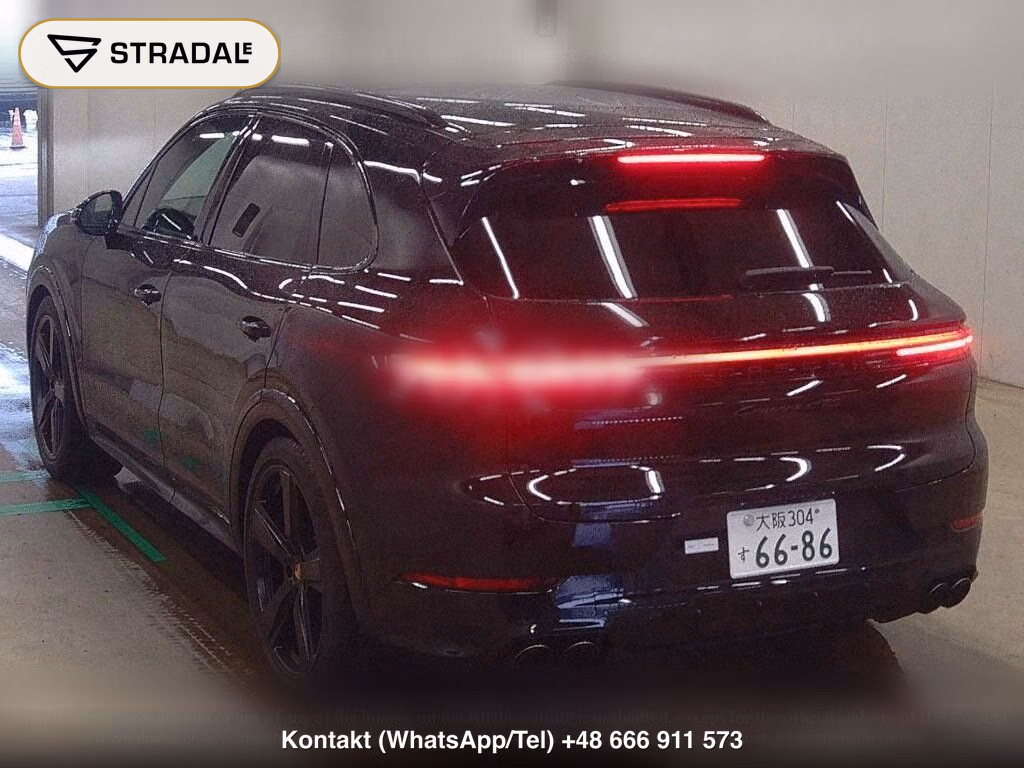 PORSCHE CAYENNE COUPE 4WD GTS, miniaturka 3
