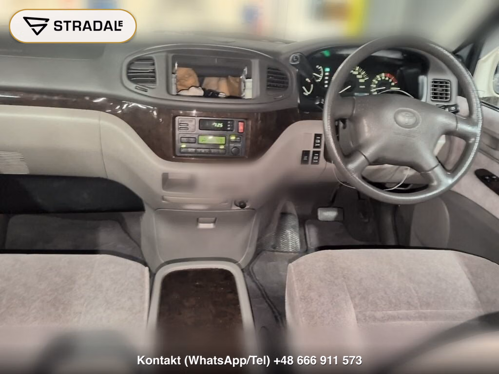 TOYOTA REGIUS 4D G, miniaturka 4