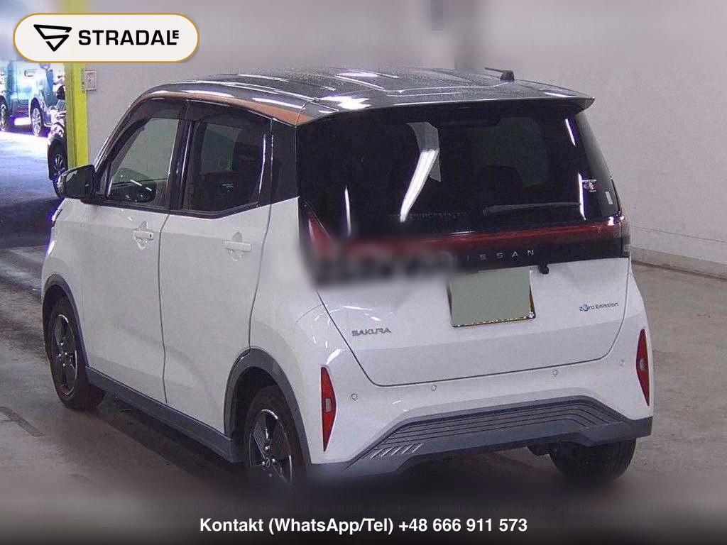 NISSAN SAKURA G, miniaturka 3