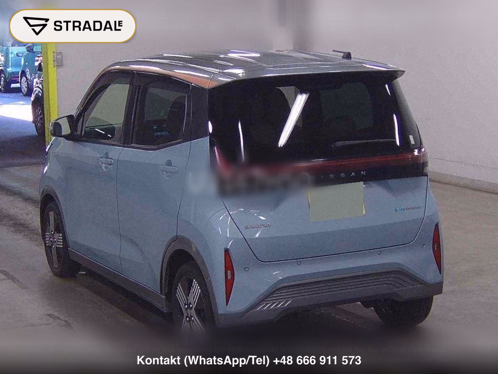 NISSAN SAKURA G, miniaturka 3