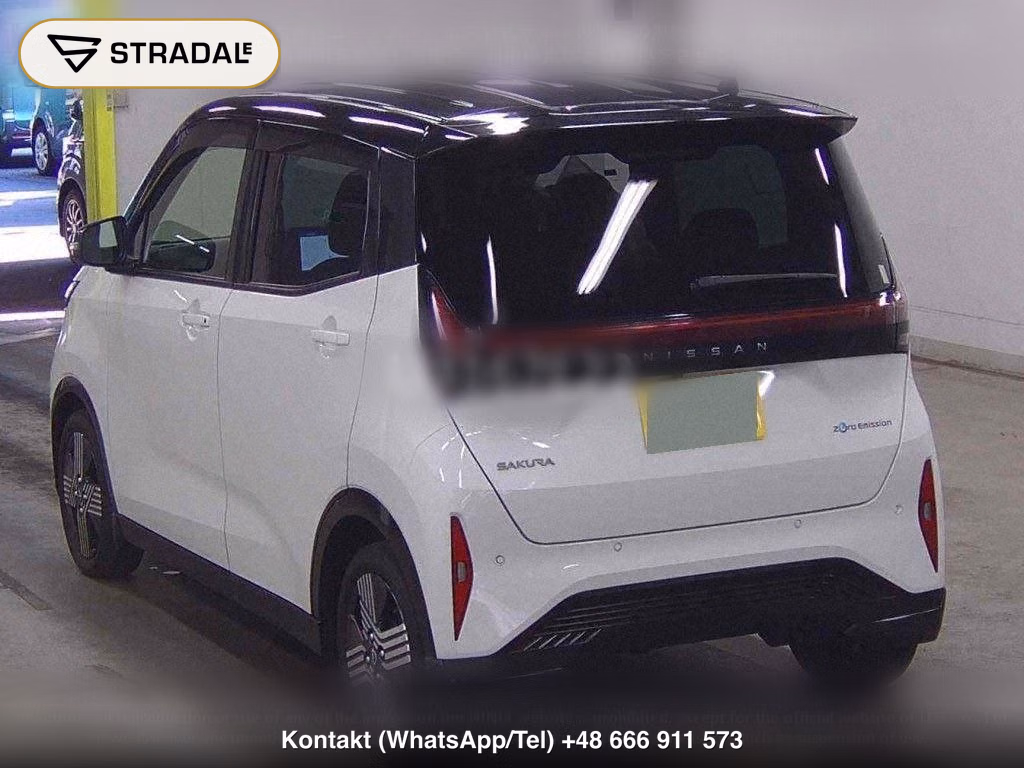 NISSAN SAKURA G, miniaturka 3