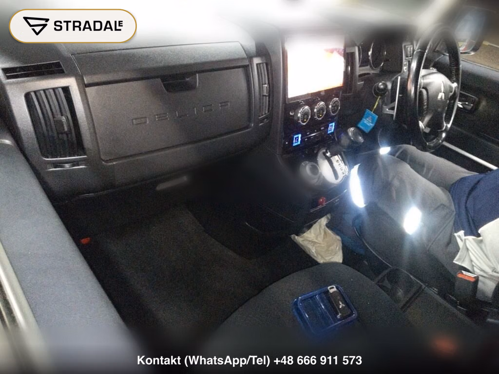 MITSUBISHI DELICA D:5 4WD D POWER PACKAGE, miniaturka 4