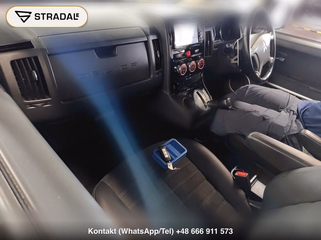 MITSUBISHI DELICA D:5 G-LIMITED PACKAGE, miniaturka 4
