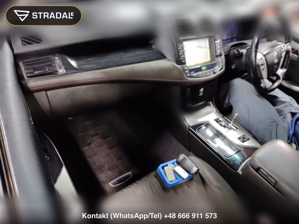 TOYOTA CROWN 4D ATHLETE, miniaturka 4