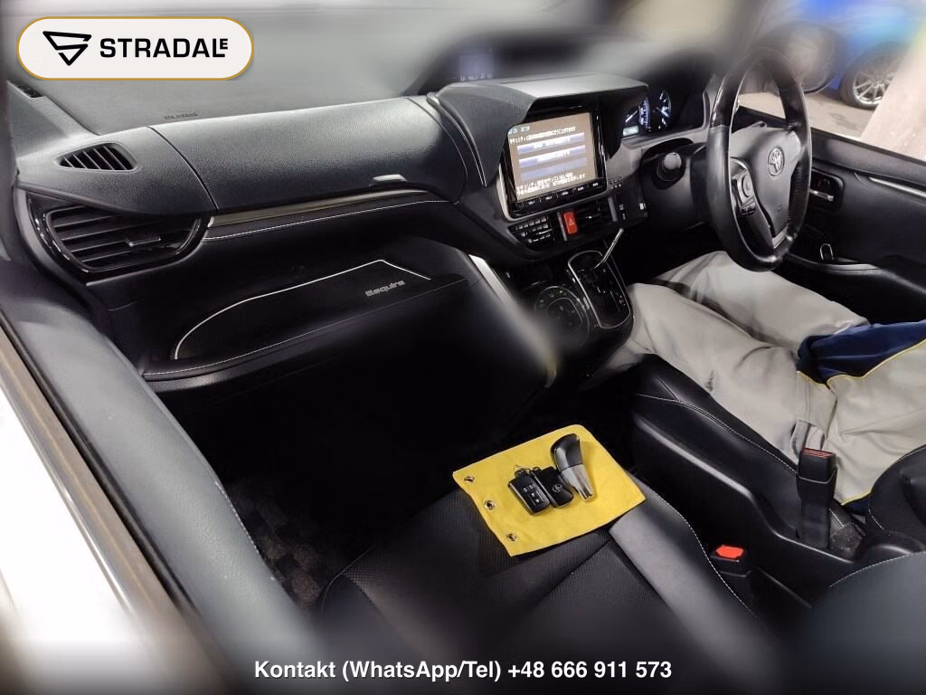 TOYOTA ESQUIRE GI, miniaturka 4