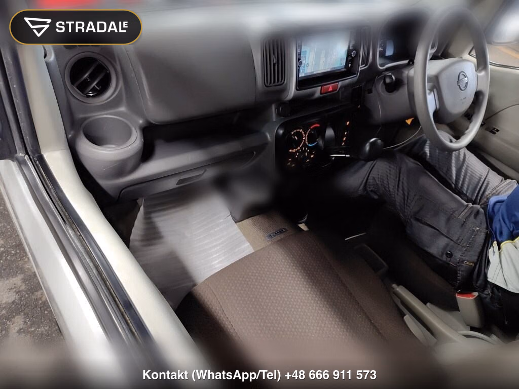 NISSAN CLIPPER VAN DX, miniaturka 4