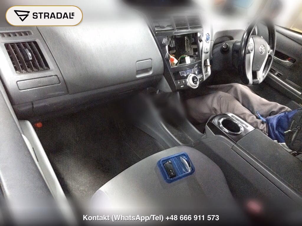TOYOTA PRIUS ALPHA S, miniaturka 4