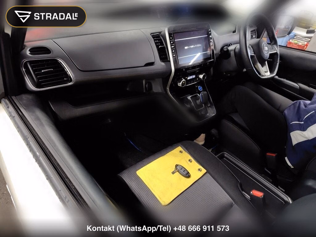 NISSAN SERENA 5D E-POWER HIGHWAY STAR V, miniaturka 4