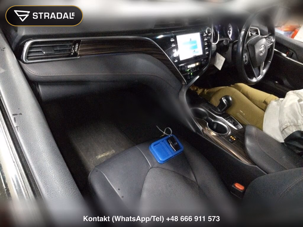 TOYOTA CAMRY 4D G LEATHER PACKAGE, miniaturka 4
