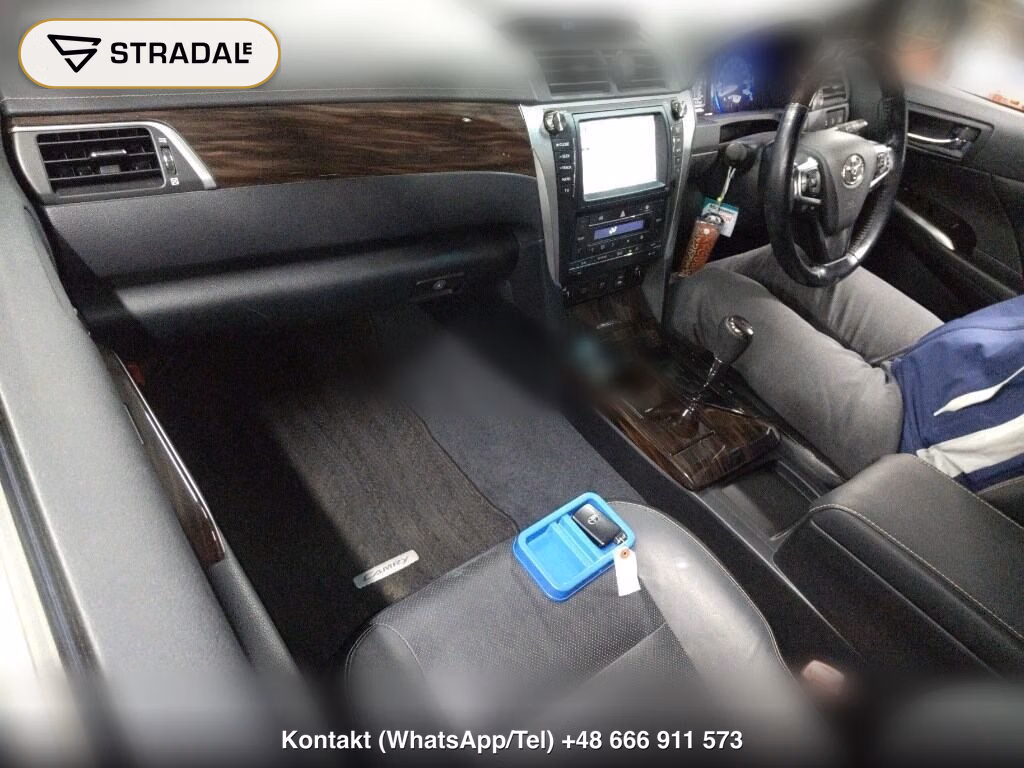 TOYOTA CAMRY 4D HYBRID LEATHER PACKAGE, miniaturka 4