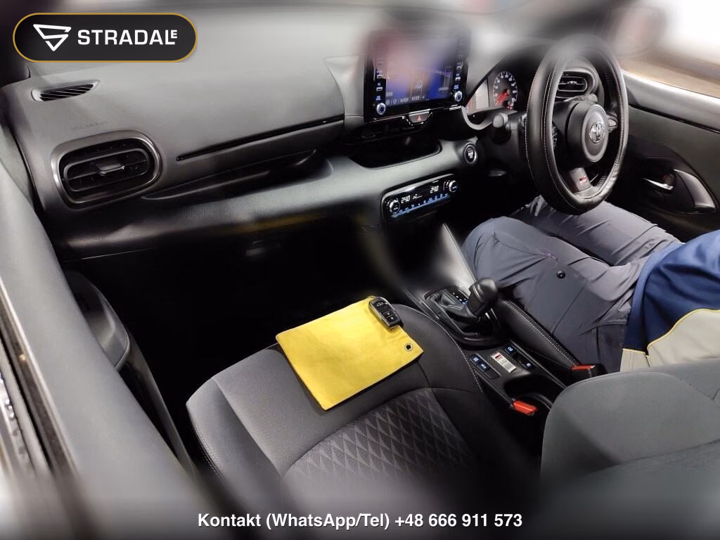 TOYOTA GR YARIS RS, miniaturka 4