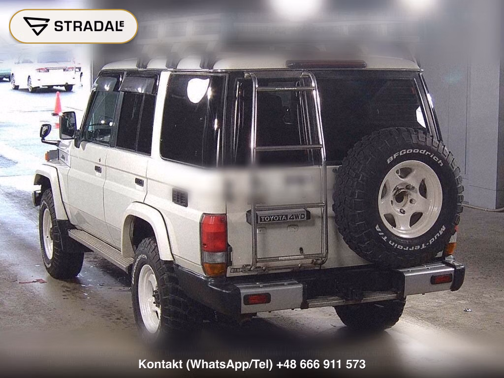TOYOTA LAND CRUISER 70 5D 4WD ZX, miniaturka 3