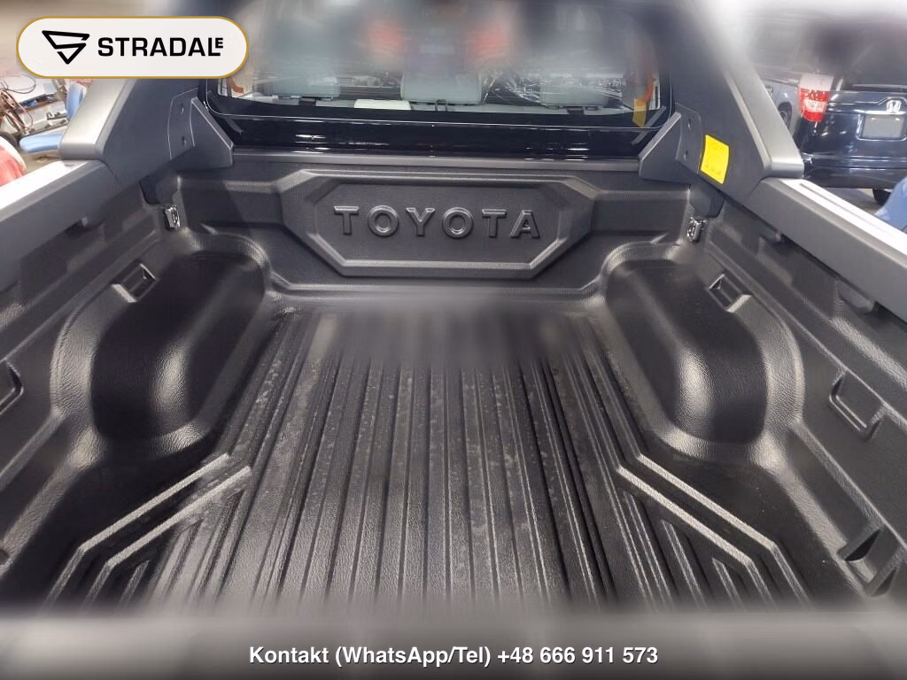 TOYOTA HILUX 4D 4WD Z ADVENTURE, miniaturka 4