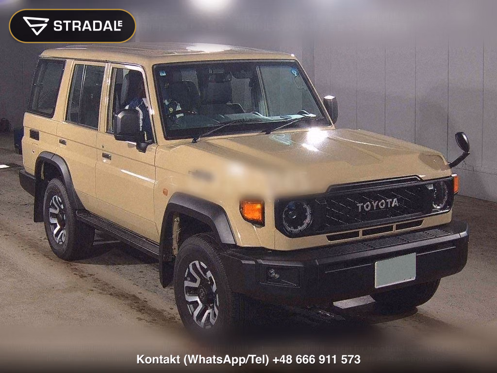 TOYOTA LAND CRUISER 70 5D 4WD AX, miniaturka 2