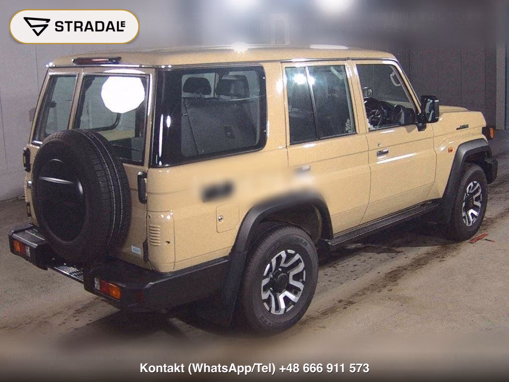 TOYOTA LAND CRUISER 70 5D 4WD AX, miniaturka 6