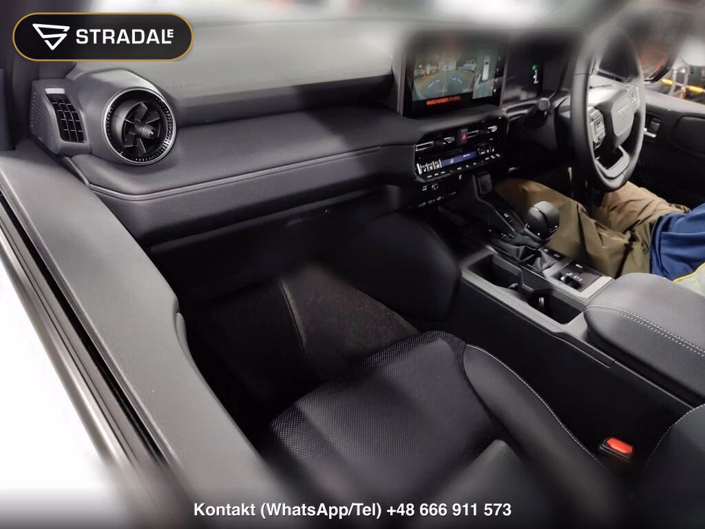 TOYOTA LAND CRUISER 250 4WD VX, miniaturka 4