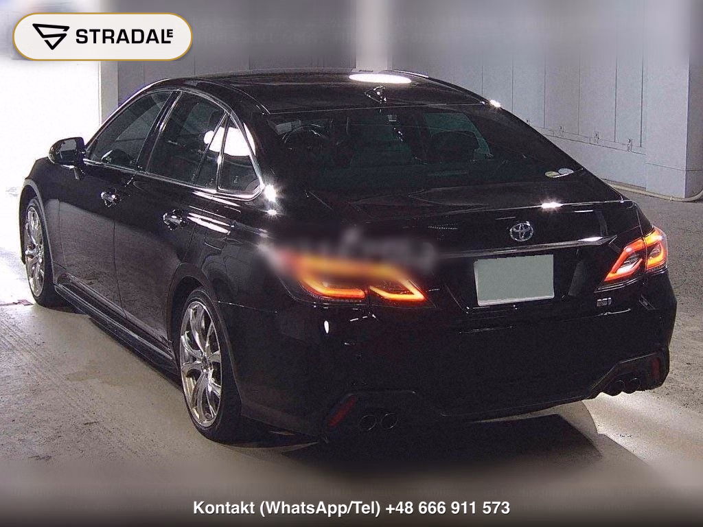 TOYOTA CROWN HYBRID RS, miniaturka 3