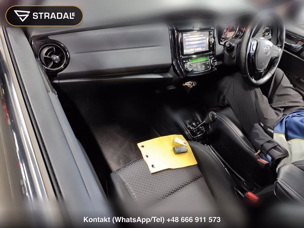 TOYOTA COROLLA AXIO 1.5G W×B, miniaturka 4