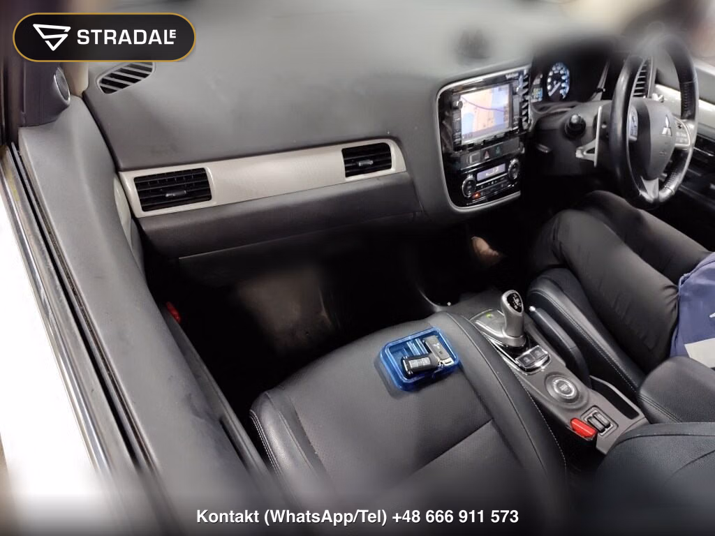 MITSUBISHI OUTLANDER PHEV 4WD G PREMIUM PACKAGE, miniaturka 4