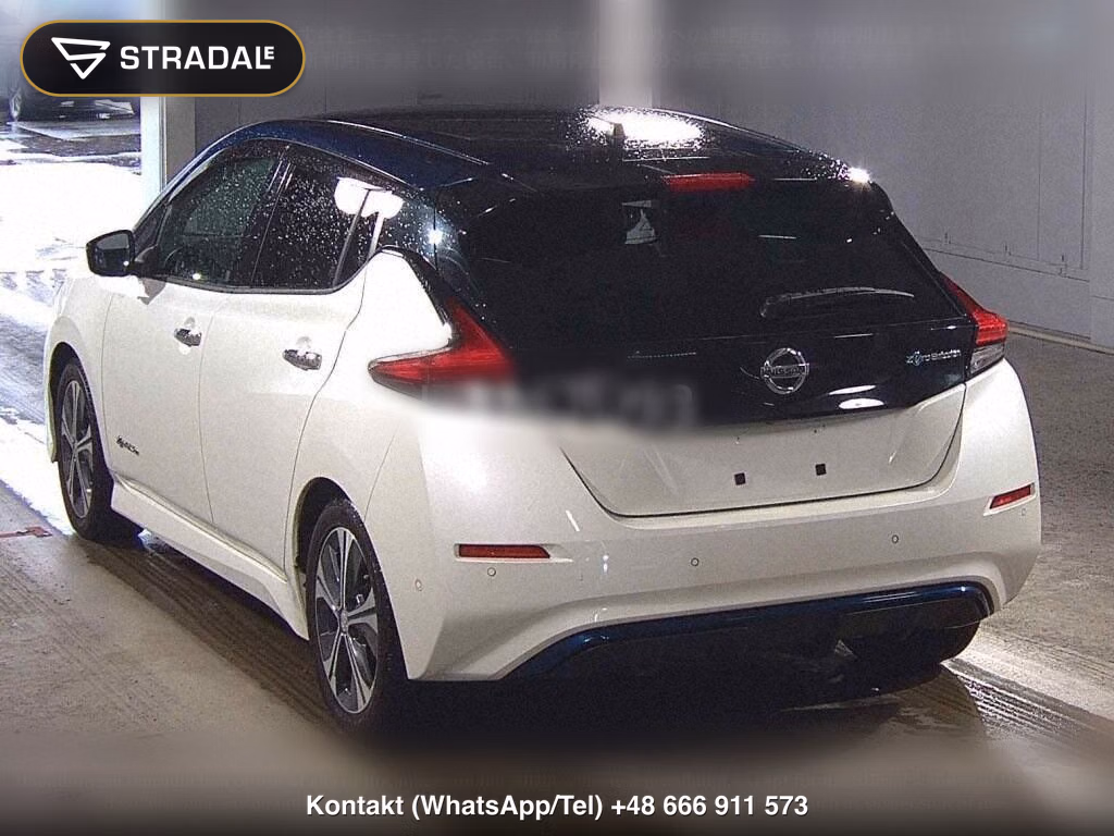 NISSAN LEAF X, miniaturka 3