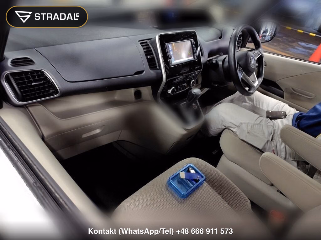 NISSAN SERENA 5D OTHERS, miniaturka 7