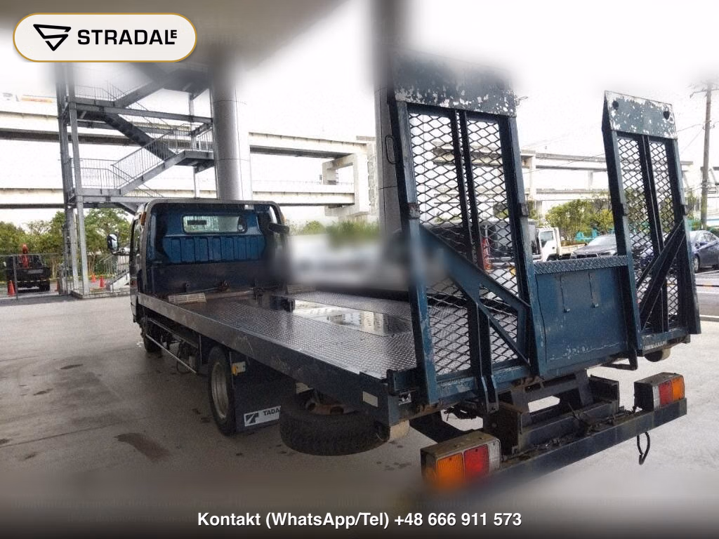MITSUBISHI FUSO CANTER 2D LOADING VEHICLE, miniaturka 3