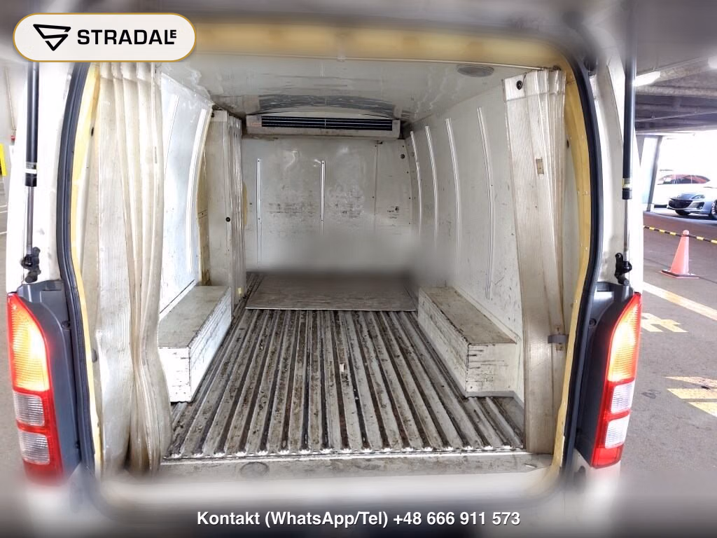 TOYOTA REGIUS ACE VAN 4D, miniaturka 4