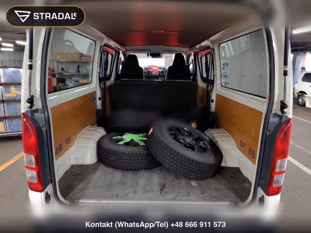 TOYOTA HIACE VAN 5D DX, miniaturka 4