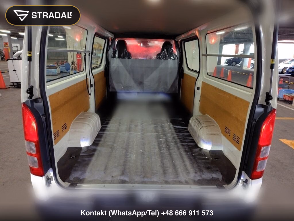 TOYOTA HIACE VAN 5D 4WD DX, miniaturka 4
