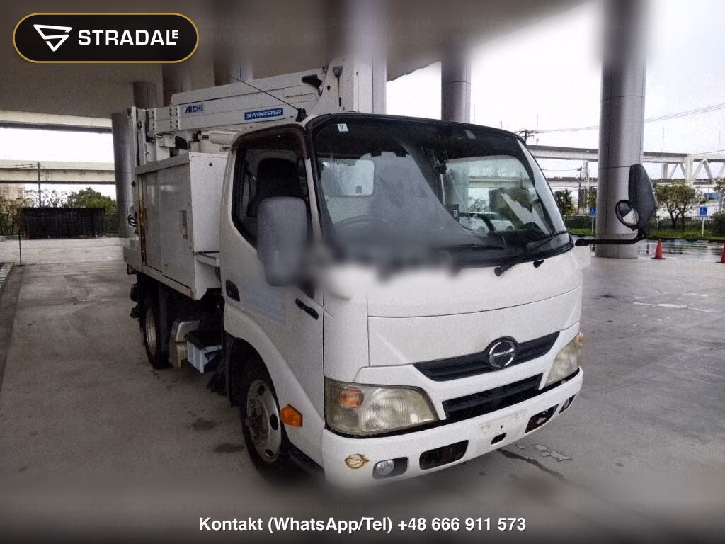 HINO DUTRO 2D 4WD, miniaturka 2