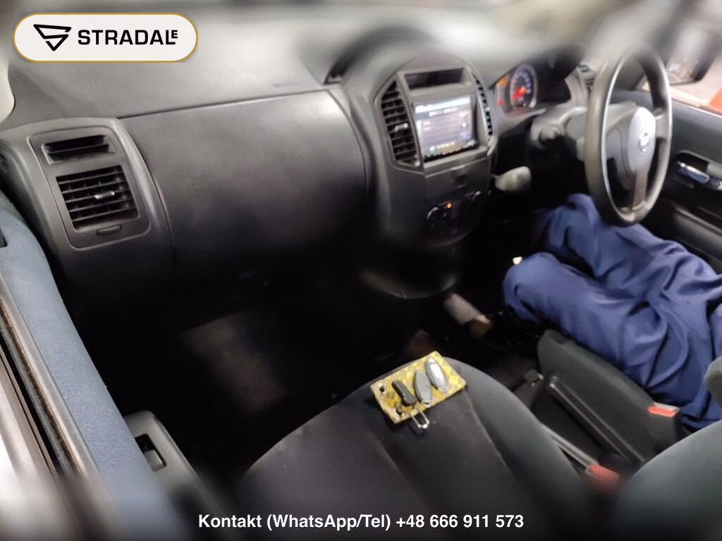 NISSAN LAFESTA JOY X, miniaturka 4