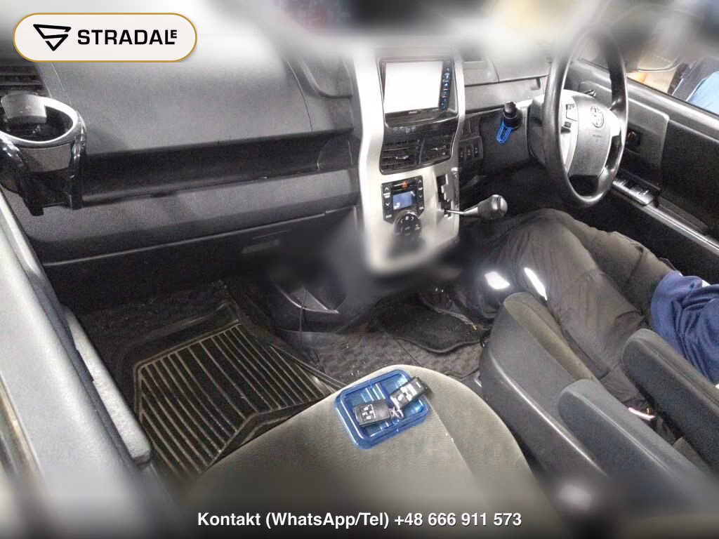 TOYOTA VOXY 4WD X L EDITION, miniaturka 4